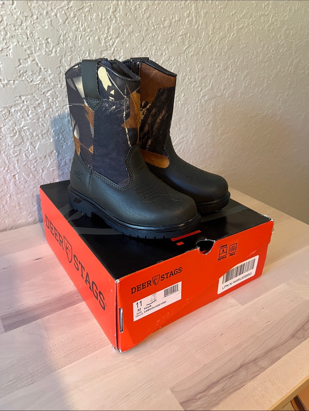Deer Stags Kids Black Lower with Brown Camo Shaft Pull-On Boots